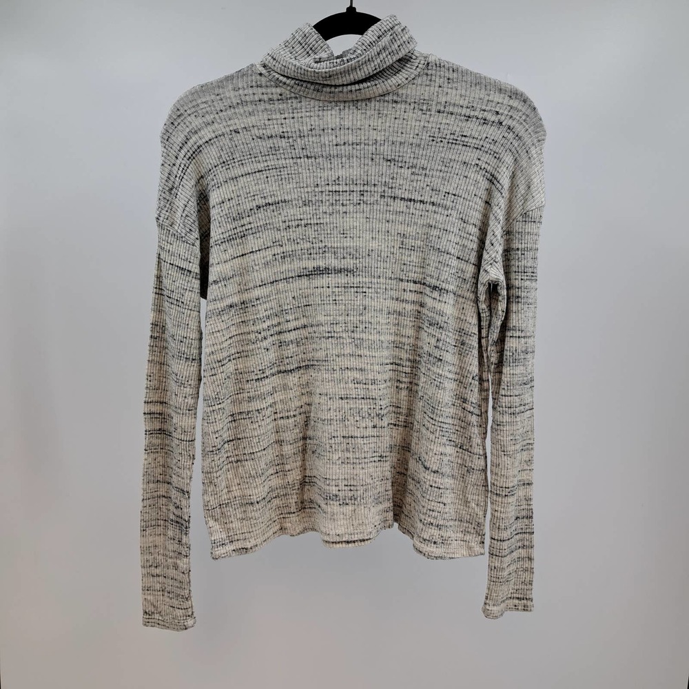 Project Social T Poppy Turtle Neck Sweater XS Long Sleeve Pullover Cozy Cream
